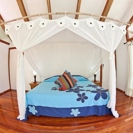 Matanivusi Beach Eco Resort Serua ภายนอก รูปภาพ